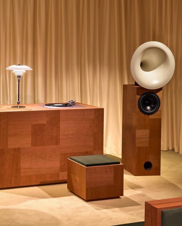 : sunday sounds 🫧 @maisonvalentino & @terraformafestival’s intimate listening room in NYC with a 10-hour live program featuring listening sessions with various artists. on our list.